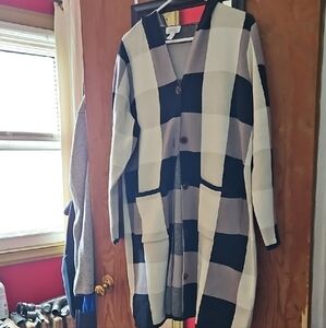 Stylish Black and White Checkered Sweater